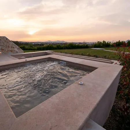 Maravilla Luxury Living & Вілла Кос