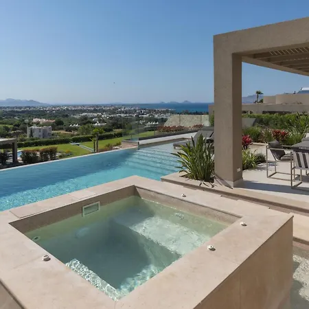 Maravilla Luxury Living &