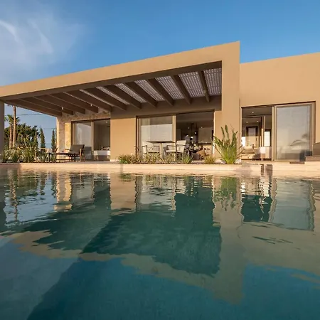 Maravilla Luxury Living