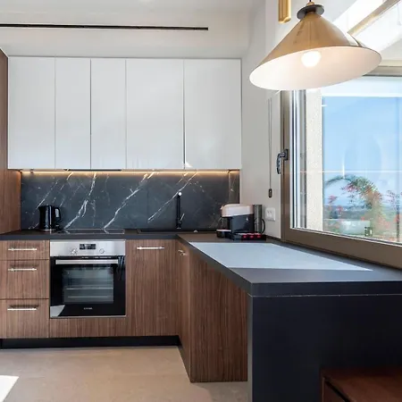 Maravilla Luxury Living *