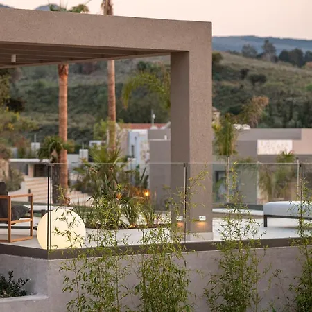 Maravilla Luxury Living Villa