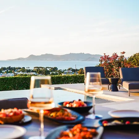 Maravilla Luxury Living *