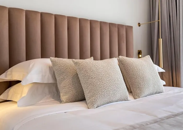 Maravilla Luxury Living & Cós