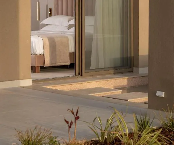 Villa Maravilla Luxury Living & *