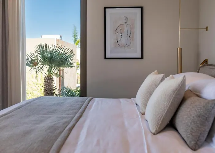 Maravilla Luxury Living & Villa