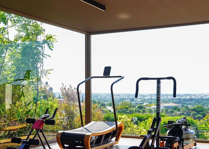 Maravilla Luxury Living &