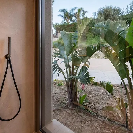 Maravilla Luxury Living Villa