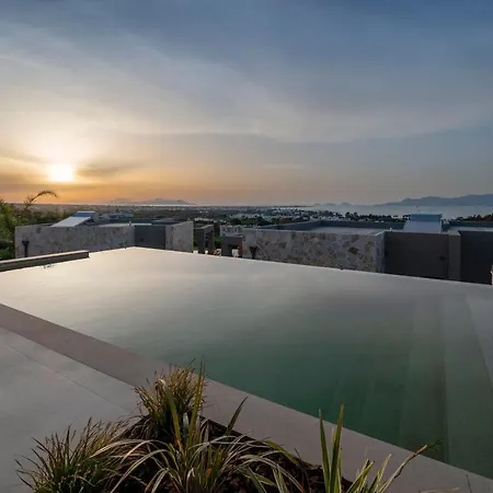 Maravilla Luxury Living & Villa *