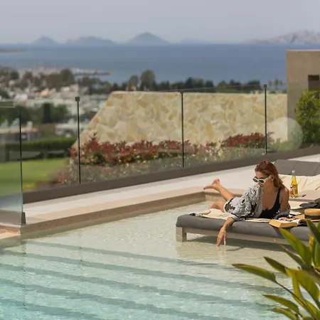 Maravilla Luxury Living *